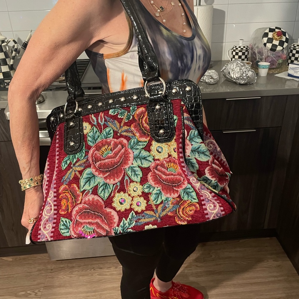 Gorgeous tapestry beaded bag